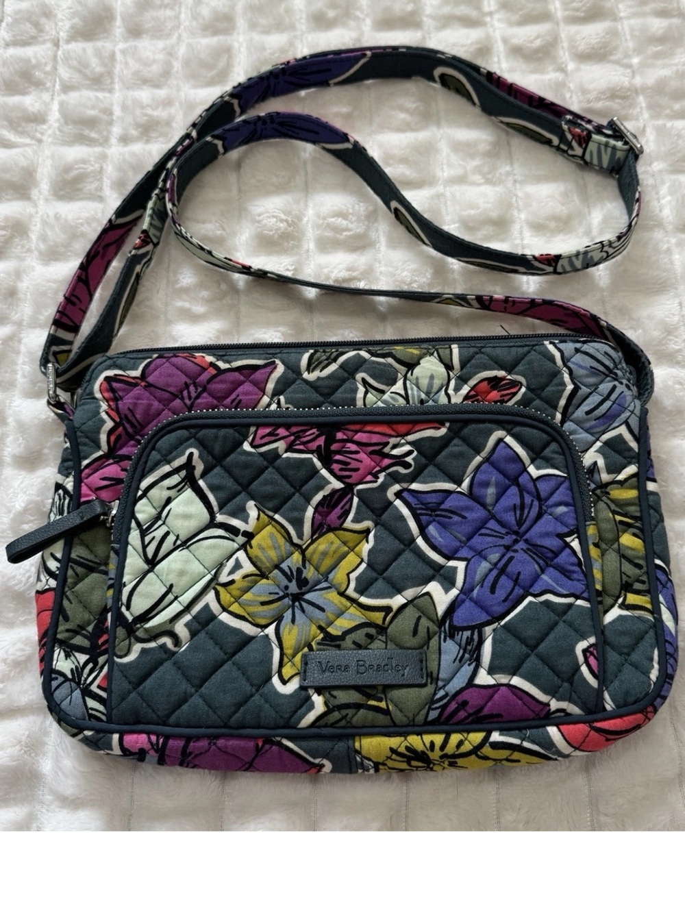 Vera Bradley Hipster Crossbody Handbag in Green Floral Falling Flowers‎